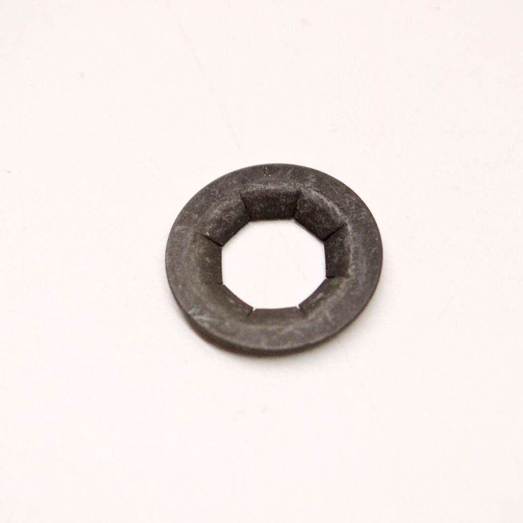 Briggs &amp; Stratton Genuine 7013946YP RETAINER WHEEL Lawnmower