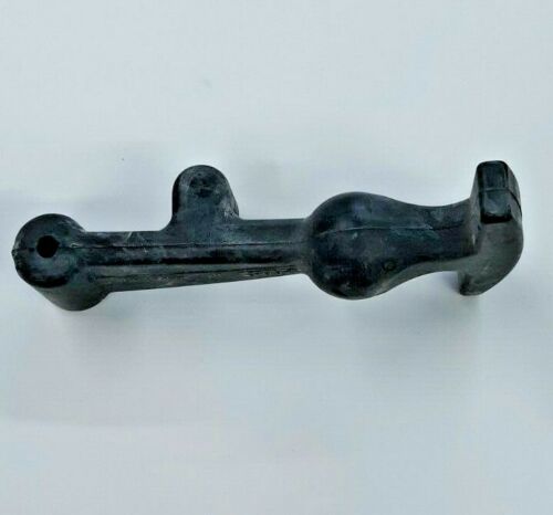 [BS-5020841X1SM] Briggs &amp; Stratton Genuine 5020841X1SM LATCH RUBBER Lawnmower